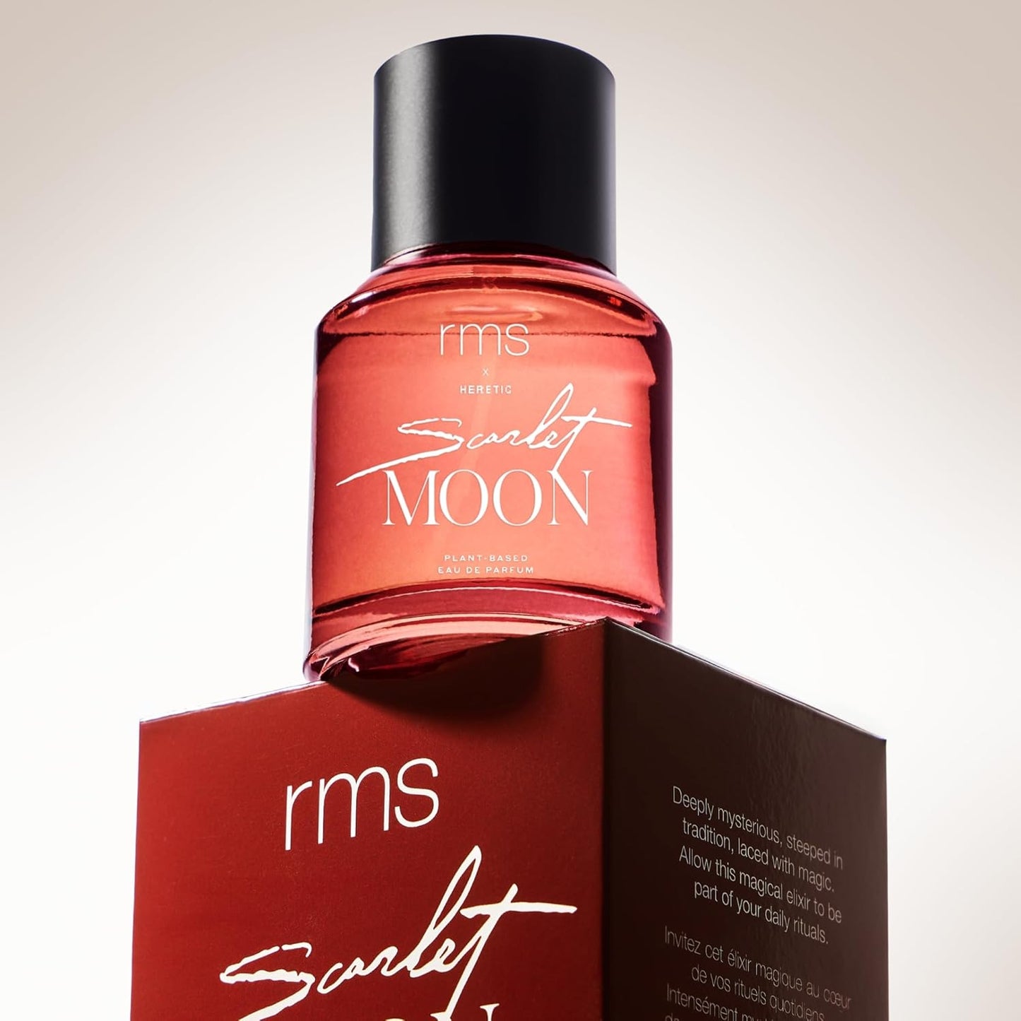 RMS Beauty x Heretic Scarlet Moon Eau de Parfum – Luxury Plant-Based Clean Fragrance – Natural Blood Orange, Violet Leaf & Hinoki Wood – Gender-Neutral & Vegan – 1.7 fl oz